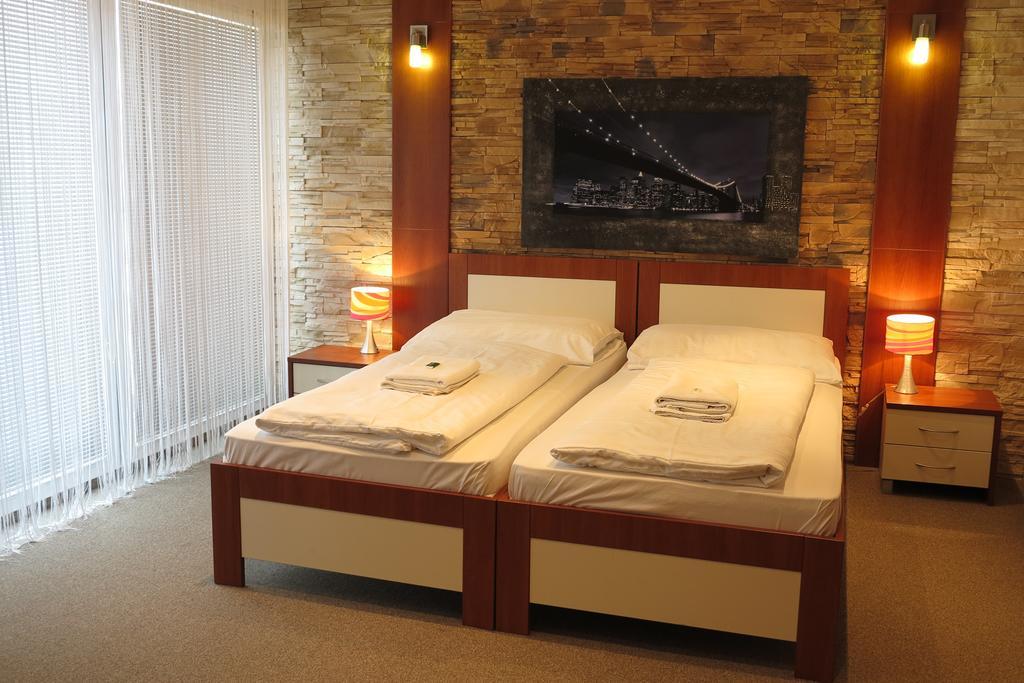 Hotel 21 Bratislava Dış mekan fotoğraf